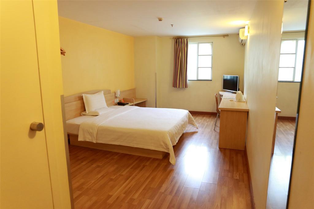 7Days Inn Guilin Railway Station Kamer foto