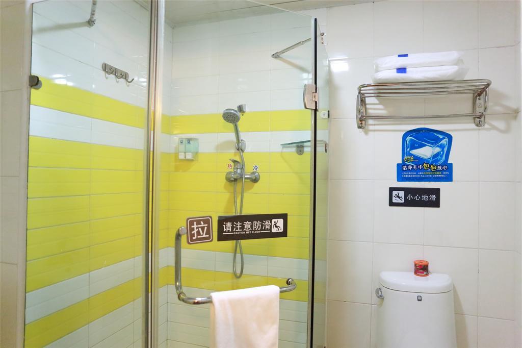 7Days Inn Guilin Railway Station Kamer foto